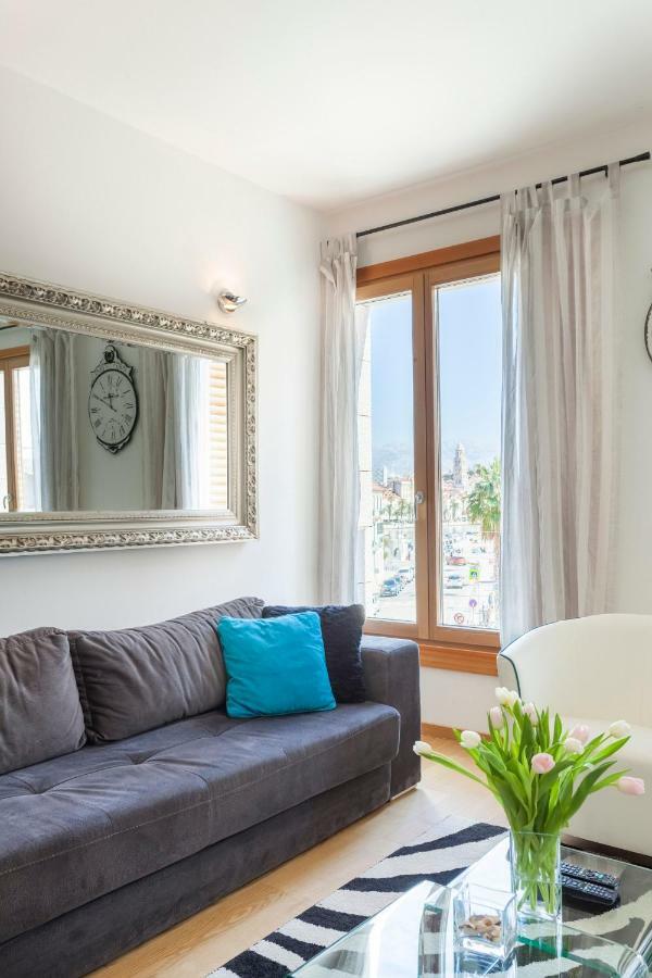 New Luxury Apartment Nives On Seaside Split Exterior photo