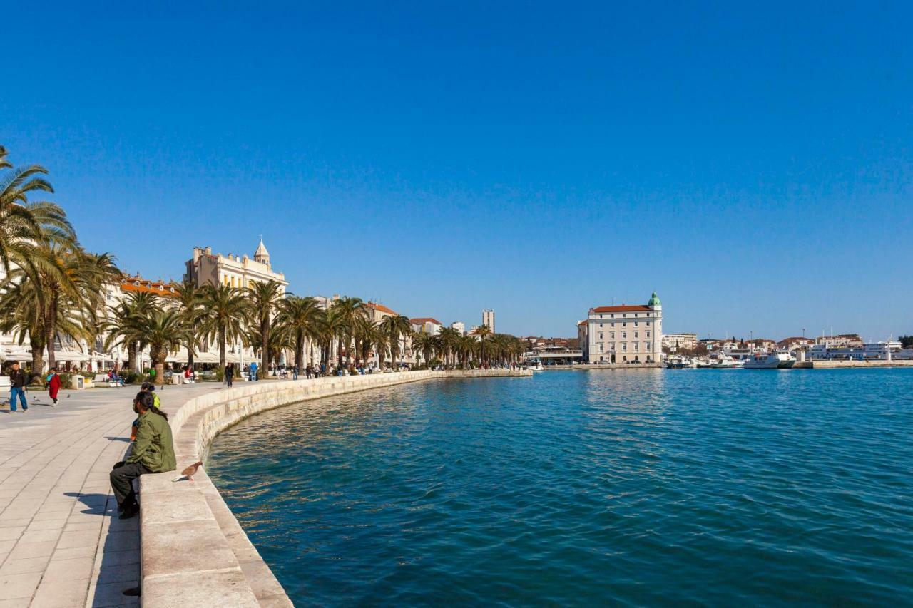 New Luxury Apartment Nives On Seaside Split Exterior photo